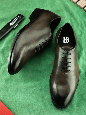 Blake Whole Cut Oxfords Stitched Shoes with Sleek Design